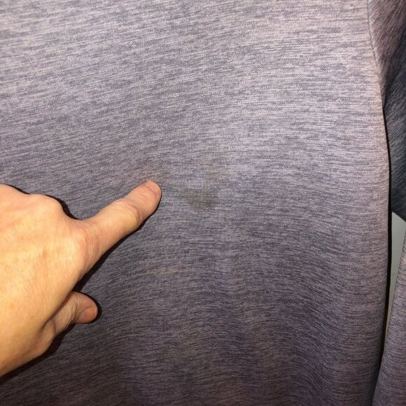 Under Armour Women Medium Gray Loose Fit Pullover Coldgear Sweatshirt Thumbholes - Picture 10 of 11